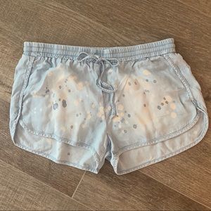 Bella Dahl chambray dolphin shorts